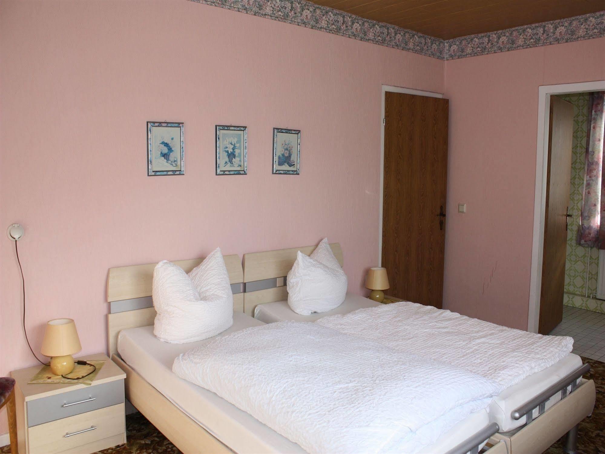 Weimer Hotel Weinähr Zewnętrze zdjęcie